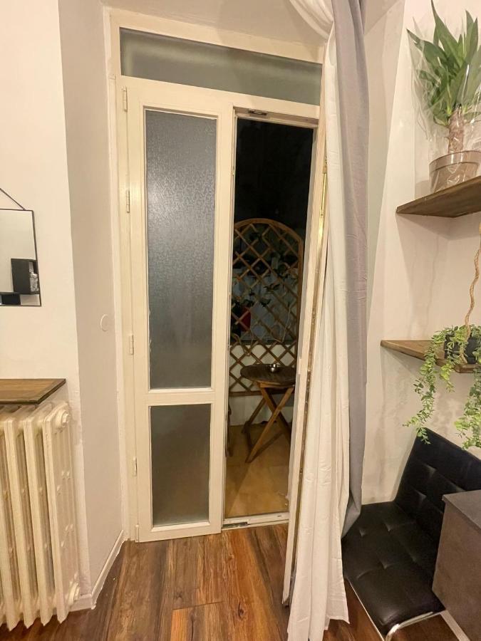 Show House Turyn Zewnętrze zdjęcie