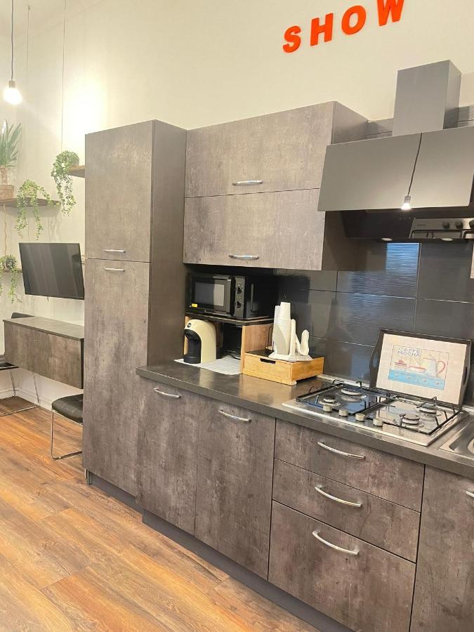 Show House Turyn Zewnętrze zdjęcie