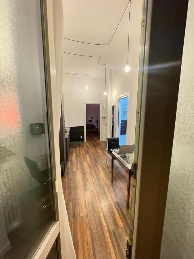 Show House Turyn Zewnętrze zdjęcie