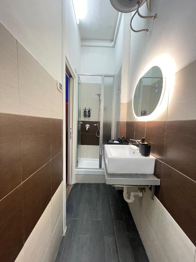 Show House Turyn Zewnętrze zdjęcie
